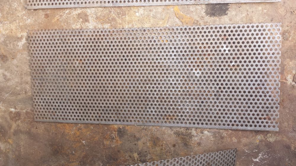 Sita pentru MOARA cu gauri de 3,5  ,  4  si 5 mm