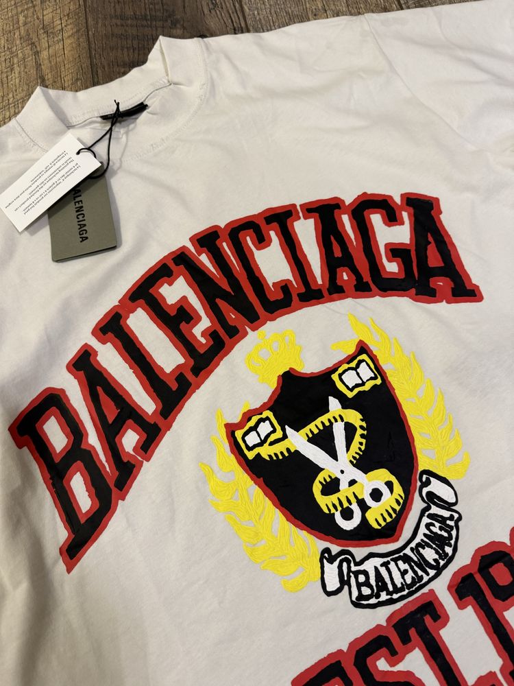 Тениска Balenciaga unisex