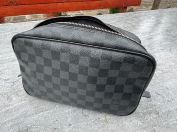 Оригинална мъжка чанта Louis Vuitton