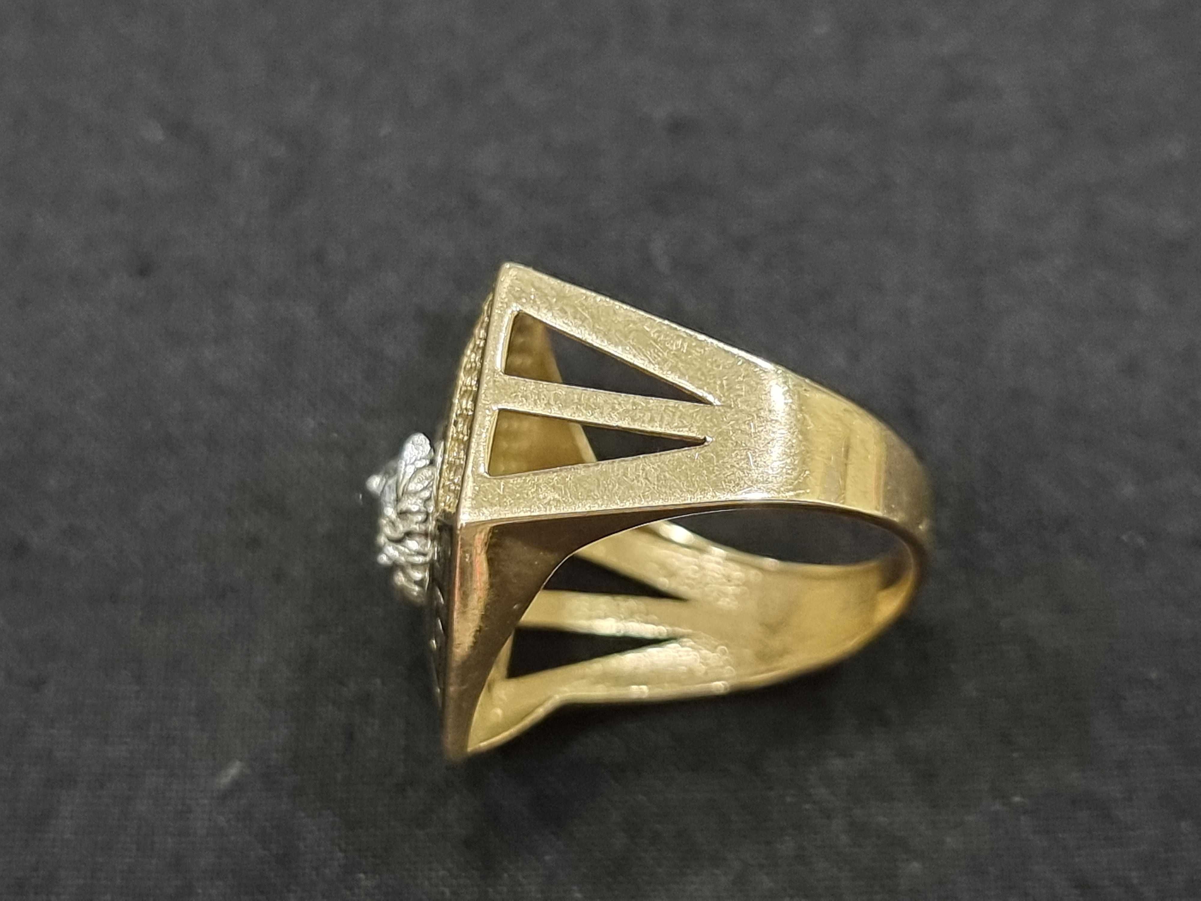 Дамски златен пръстен 14К 5.72 гр.