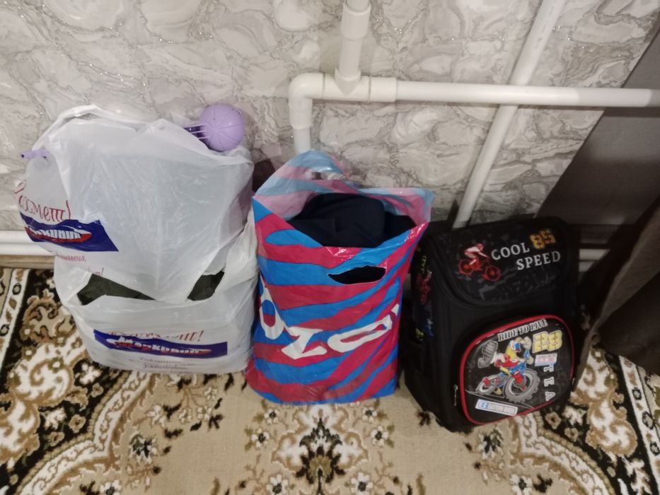 Бесплатно одежда и обувь возраст 6,7 лет