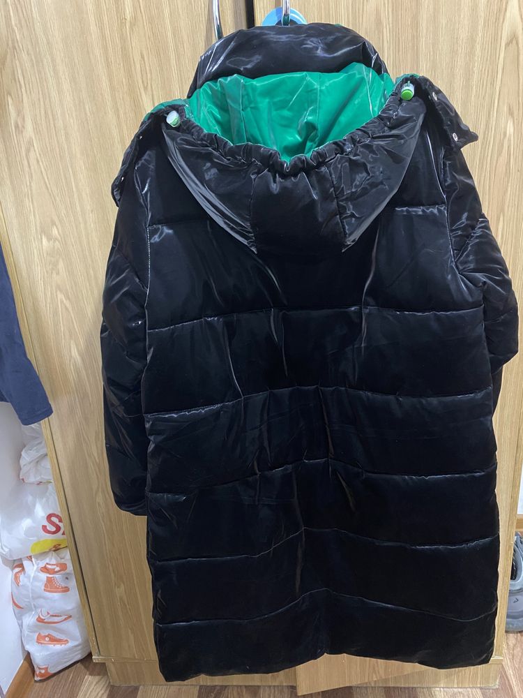 Продам женскую куртку