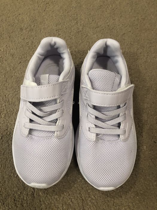 Adidasi  Skechers copii