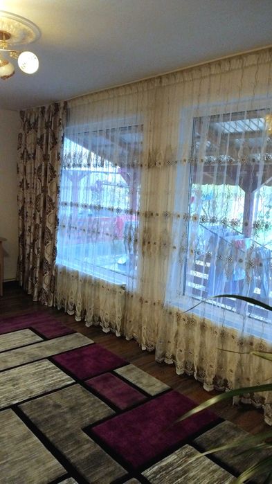 Vând perdea si draperii in stare perfectă