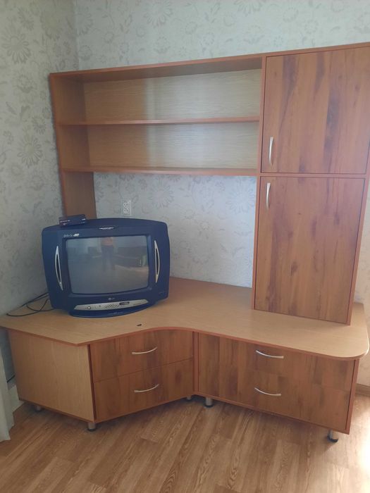 Продам горку-стенку для гостинной.
