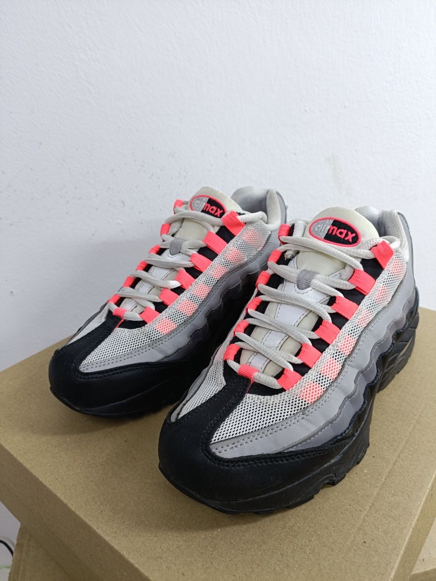 Nike Air Max 95 номер 37.5