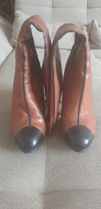 Зимние женские сапоги