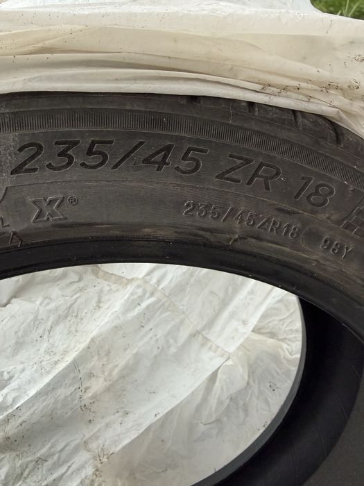 Anvelope Vara Michelin Pilot Sport 4 235/45 R18 T1 Tesla Model 3