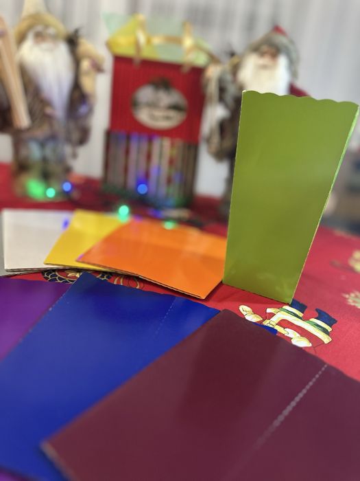 Vand lot peste 500 cutii carton noi calitate superioara