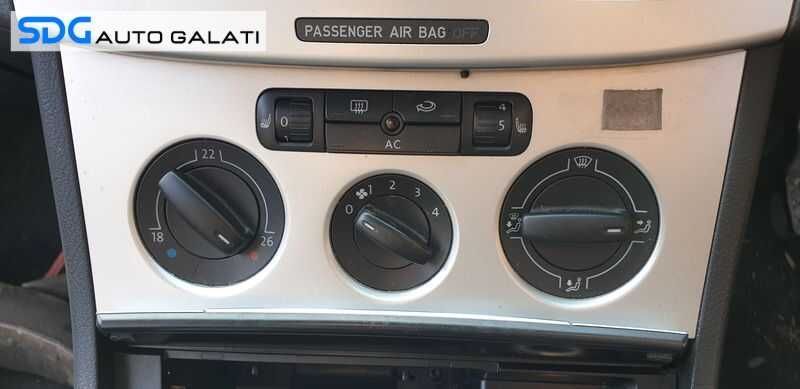 Rama Ornament Panou Comanda AC Clima Climatronic VW Passat B6 2005 - 2010