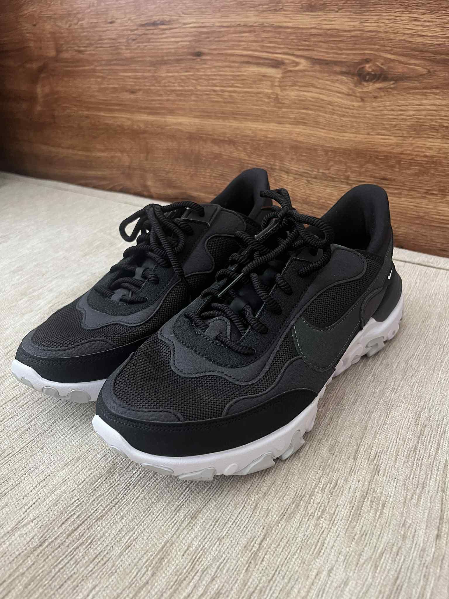 Nike W Nike React R3VISION