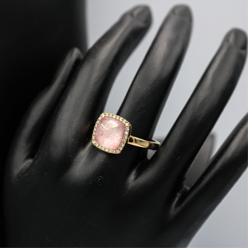 Inel din aur roz 18k cu quartz roz și diamante