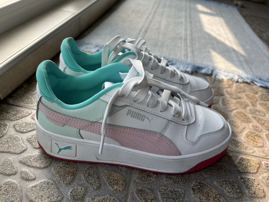 Продавам дамски маратонки Puma