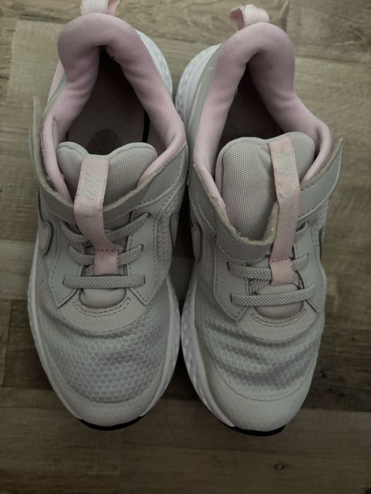 Adudasi Nike marime 35