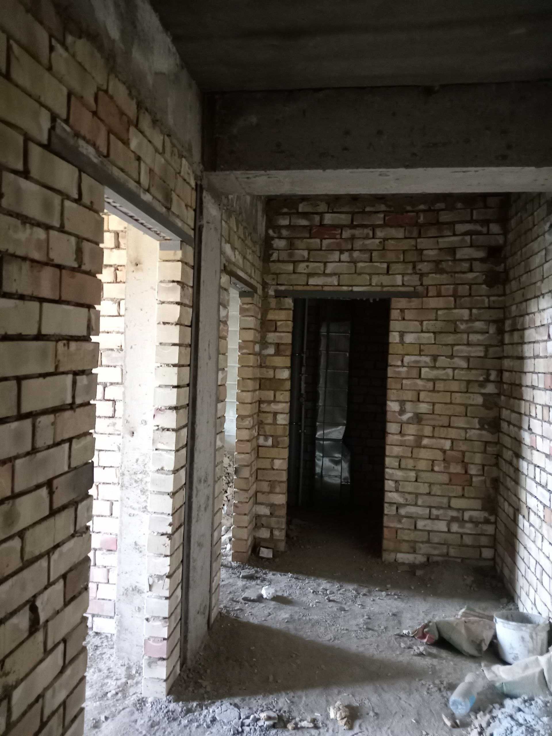 Продается квартира в Новастройке 2/6/9 . м.М.Улугбек  50,4кв.