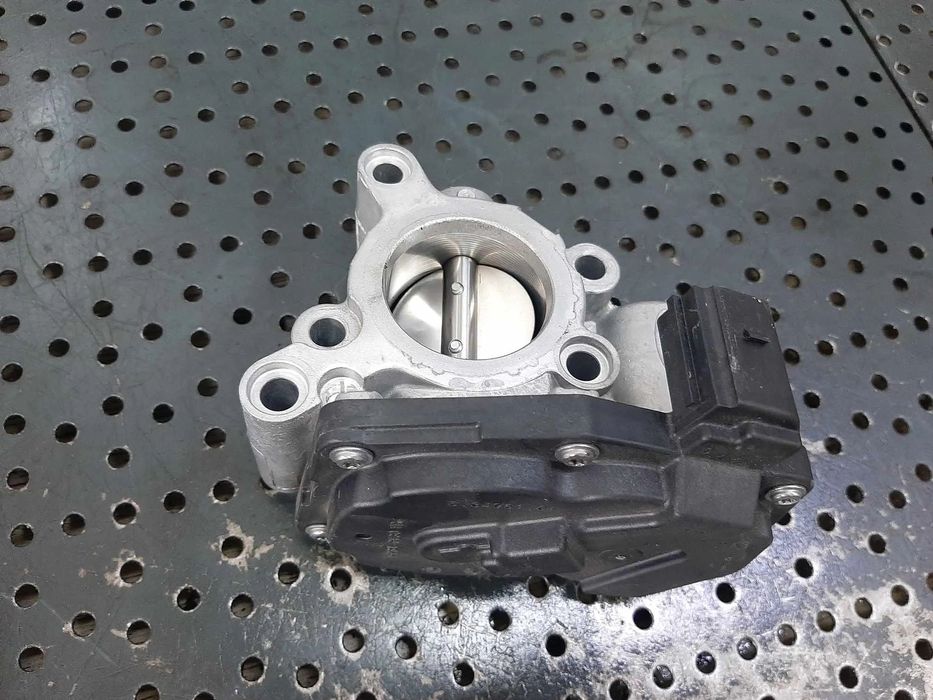 Clapeta acceleratie 1.0b ecoboost hybrid ford puma 53496101