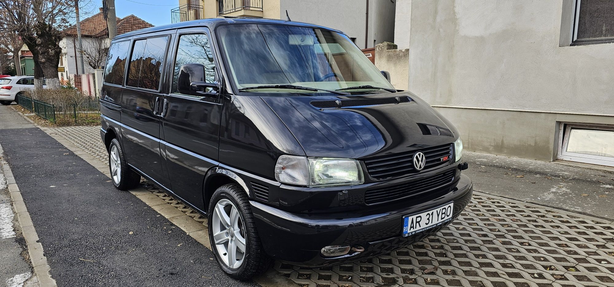 Vw T4 Caravelle 2.5 151 Cp Full Pretul in Euro !!!
