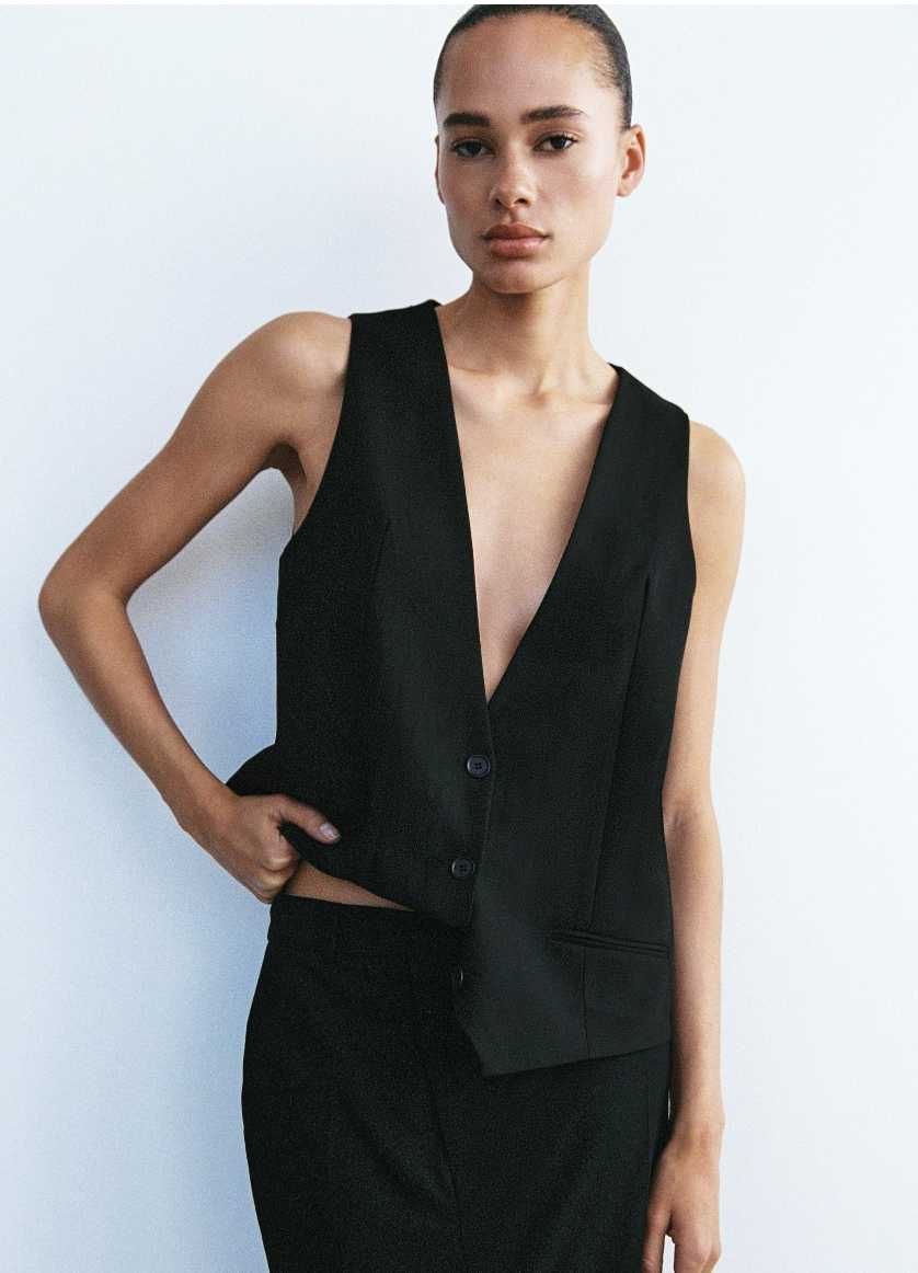 Zara елек със сатиниран гръб размер М