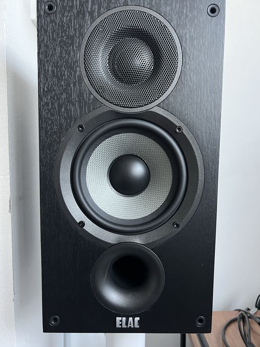 Amplificator Nad, boxe Elac Debut B5.2, Streamer Bluesound Node Nano