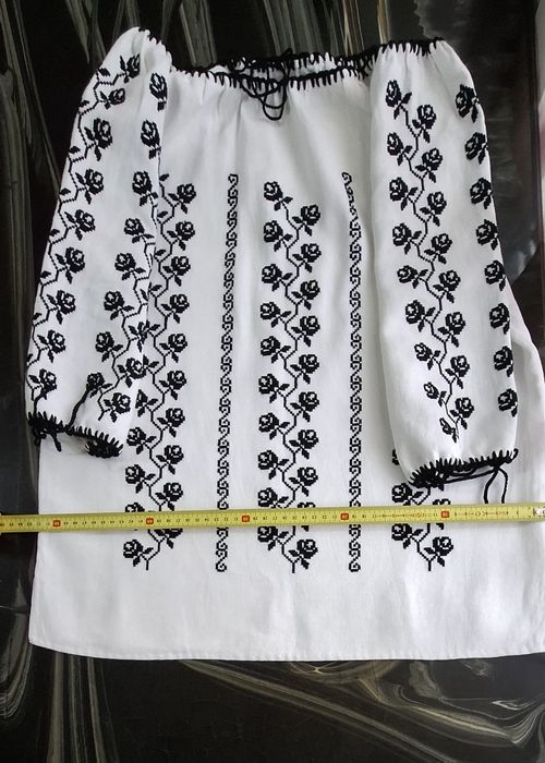 Ie / bluză tradițională