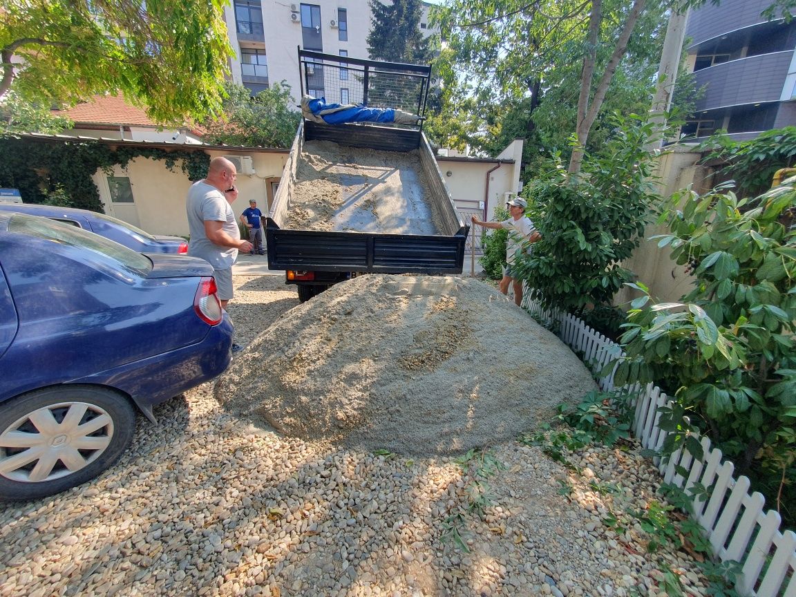 Vând pământ vegetal, Chișai pentru gazon. Nisip, piatra, balastru.