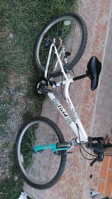 Bicicletă aproape ca noua