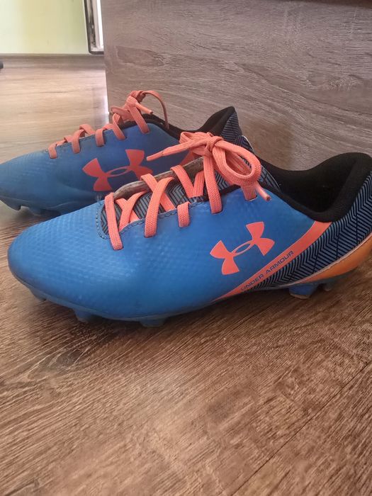 Бутонки Under Armour