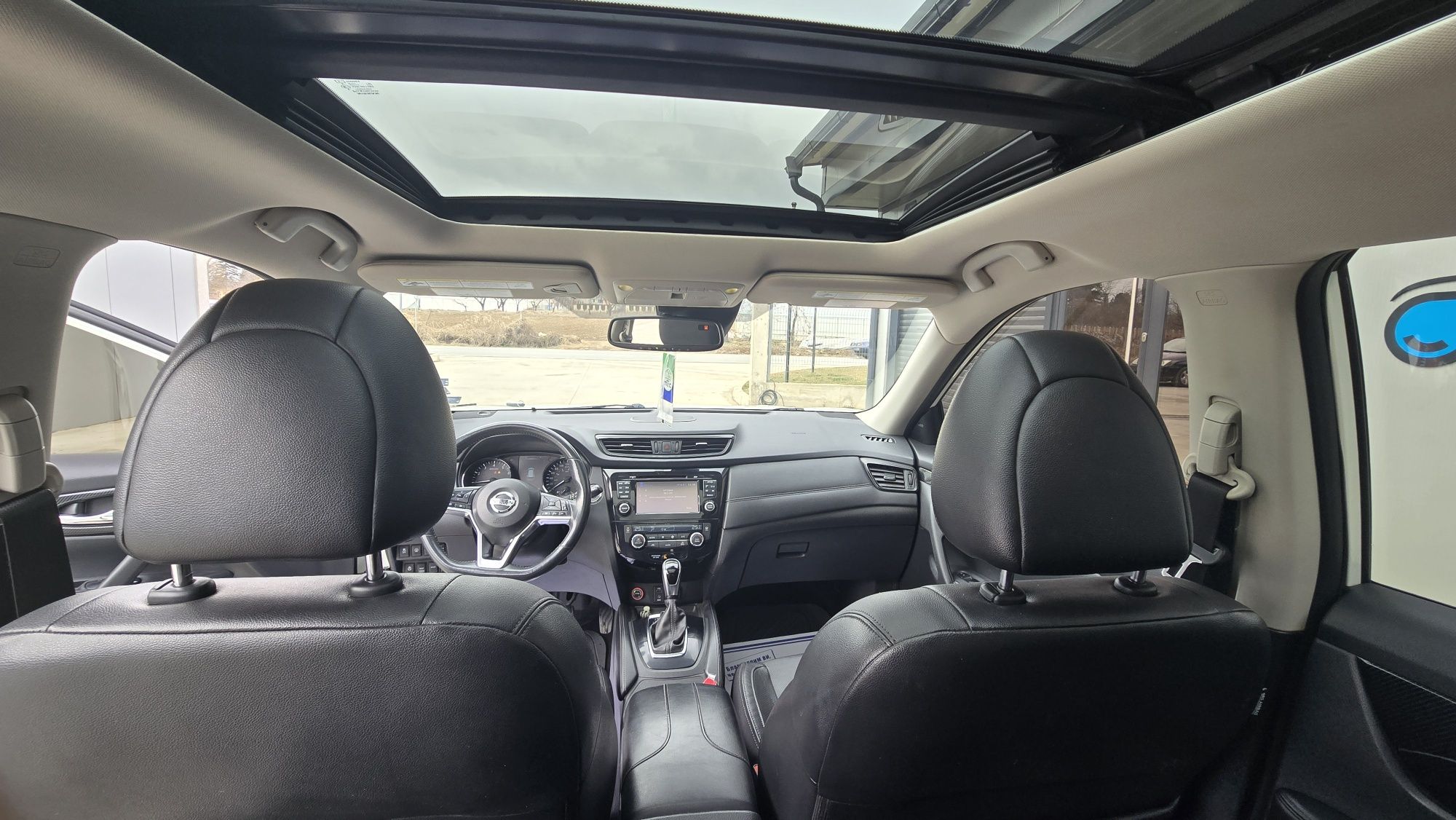 Nissan rogue x- treil 2017g SL с ГАЗ