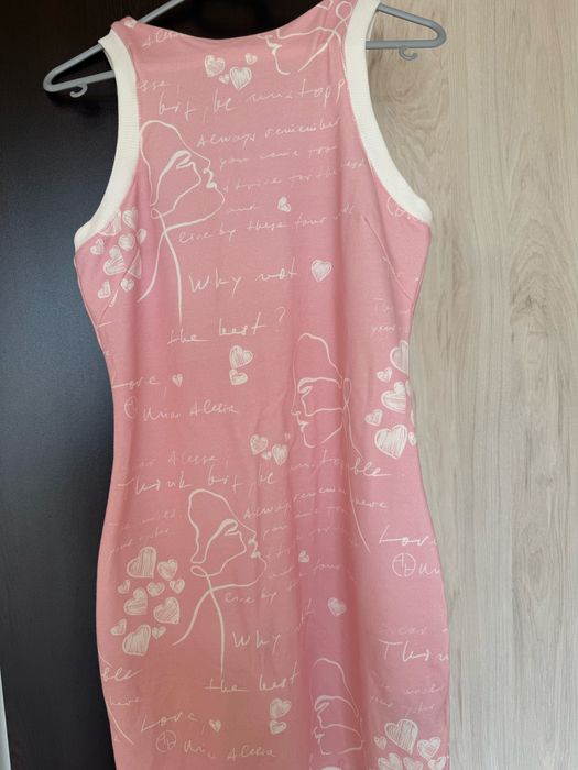 Рокля на Алесса, Alessa