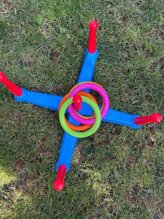 Jucarie pentru copii, arunca la tinta cercuri, din plastic