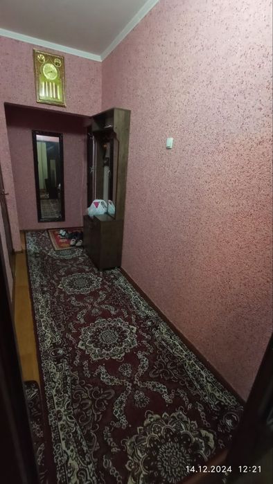 Yangihayot tumani Do'stlik 1 da 2 xonali uy sotiladi.