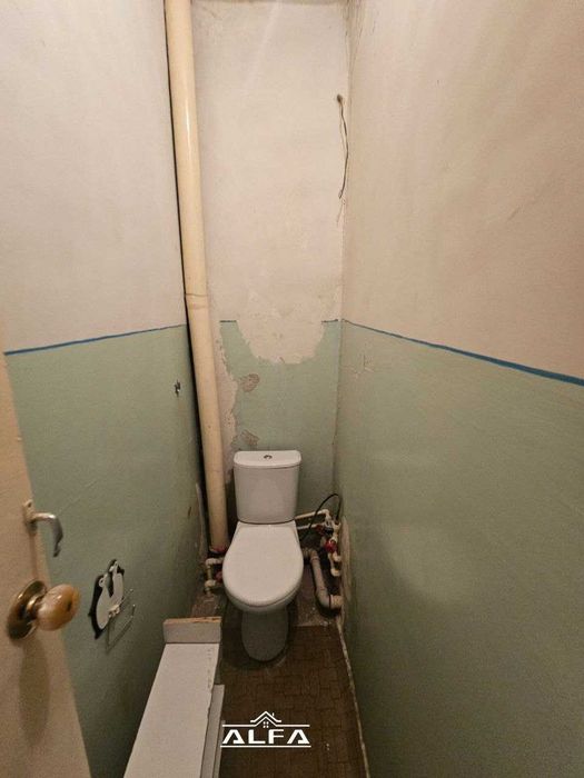 Buxoroda kvartira sotiladi 3 xonali 85m² 4-qavat.