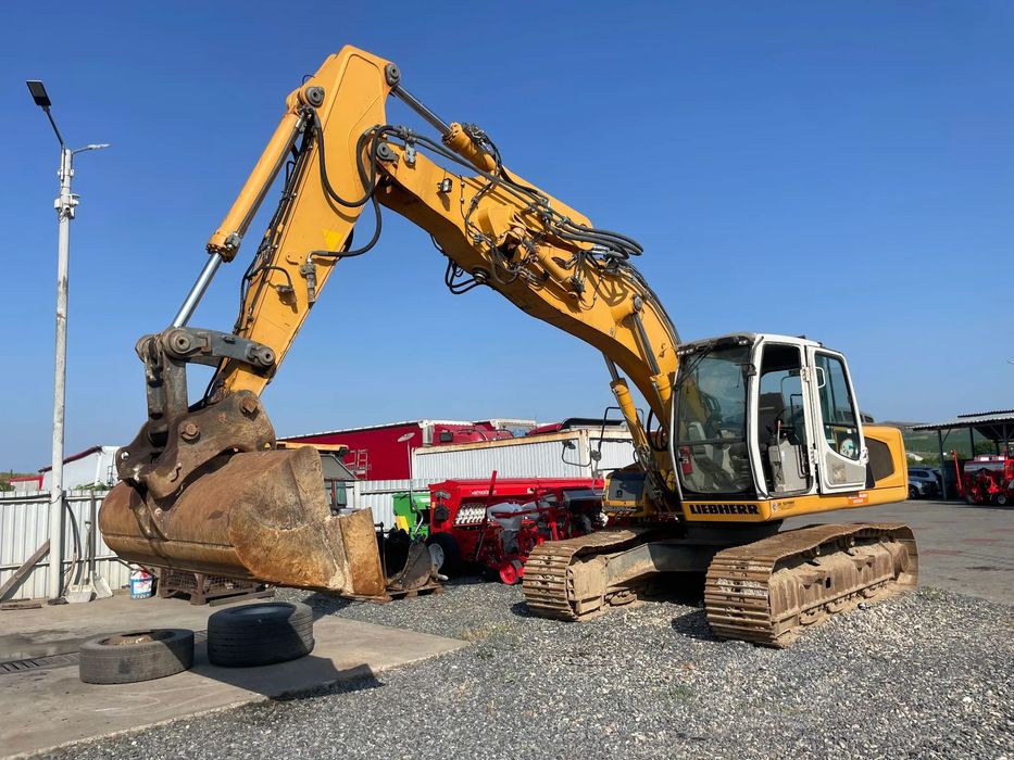 Liebherr R906 LC Litronic Liebherr R906 LC Litronic 2010 - Stare foarte buna!