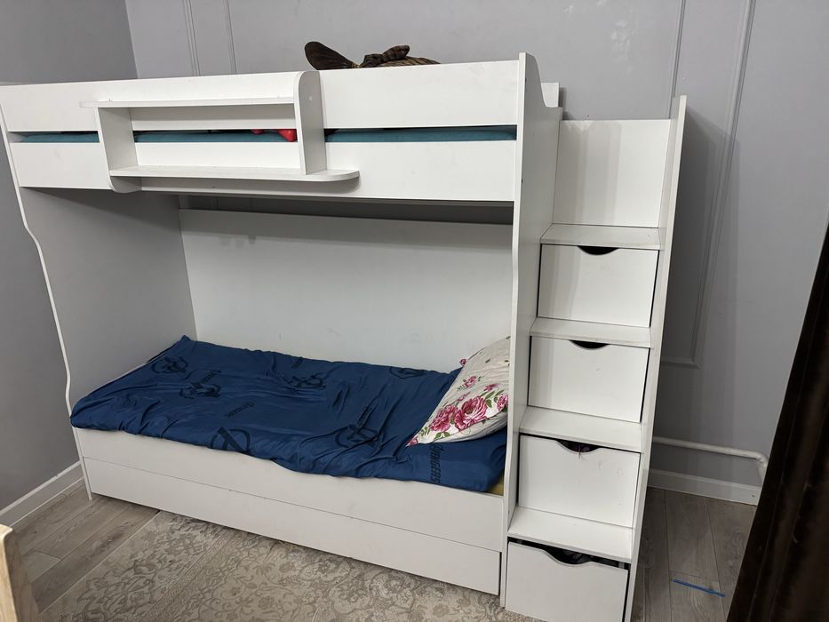 Кровать детский очень хорошом состоянии