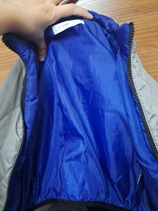 Продаётся куртка на мальчика 2-3года Б/У