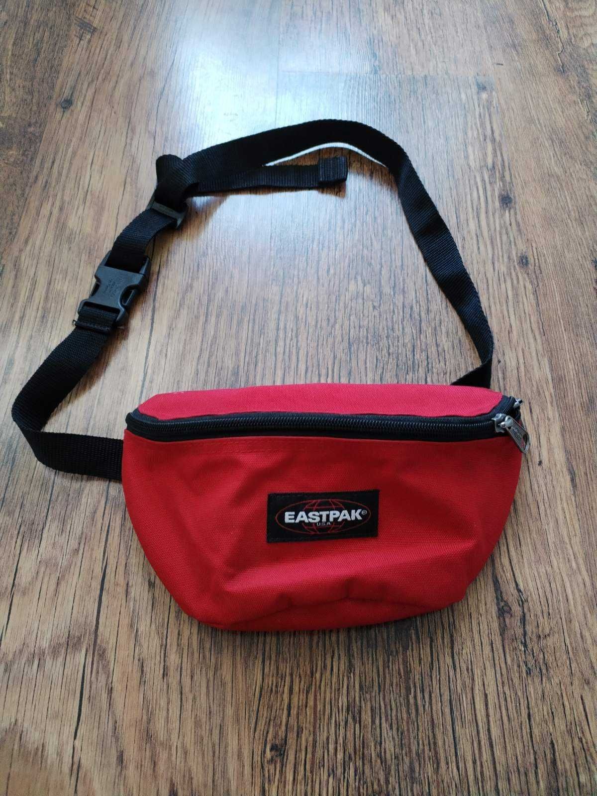 eastpak - страхотна паласка КАТО НОВА