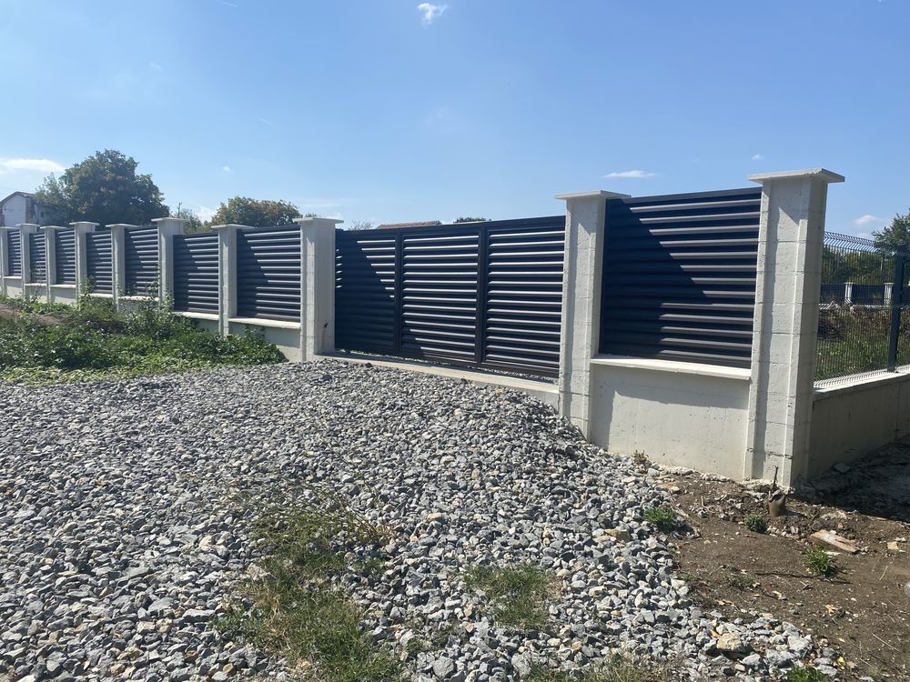 Продавам парцел 2400 кв.м. с.Ново село