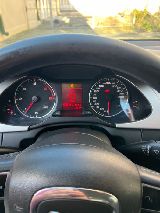 Vând Audi A4, an 2010. Unic proprietar