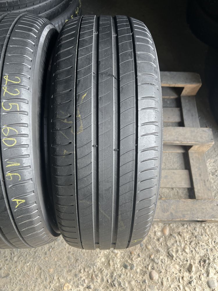 2 anvelope de vara 225/60/16 Michelin!