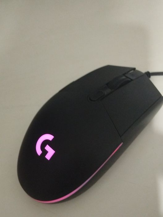 Logitech G102 LIGHTSYNC Gaming Mouse