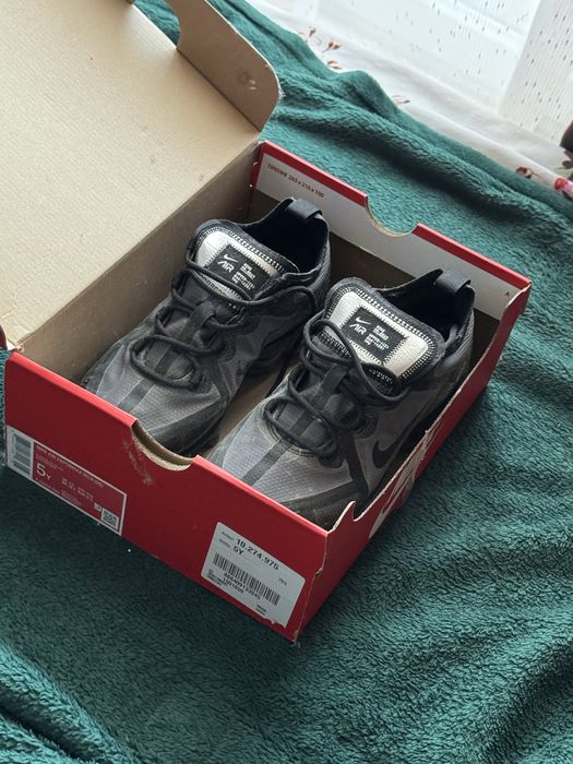 Adidasi Nike Vapormax