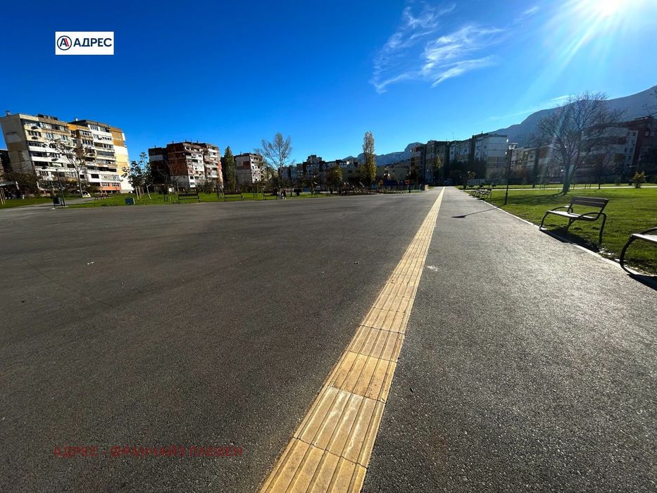 Парцел в Враца-Сениче площ 300 цена 38347