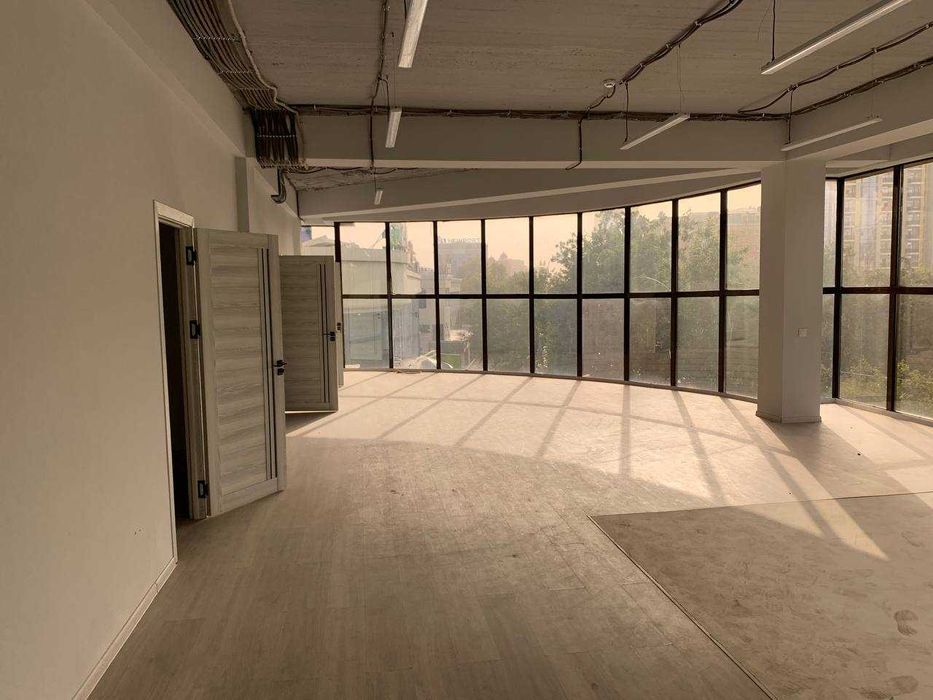 [КМ] Сдам отдельно стоящее здание 1600 м2