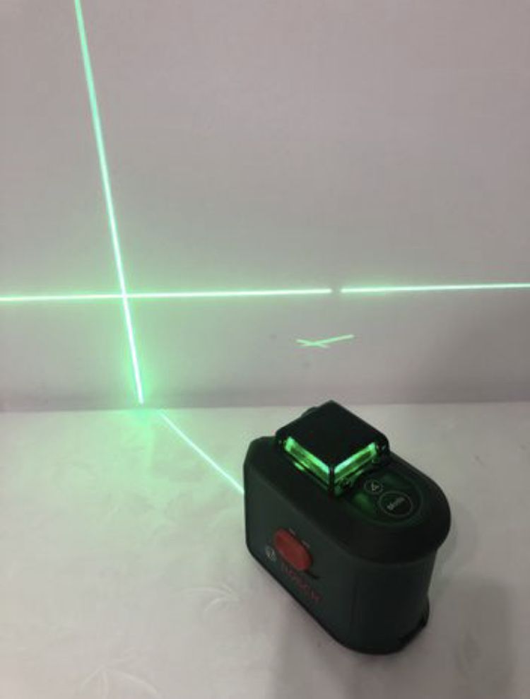 Nivela laser bosch universal level 360