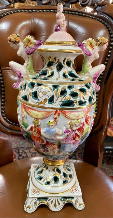 Порцеланова ваза Capo di Monte