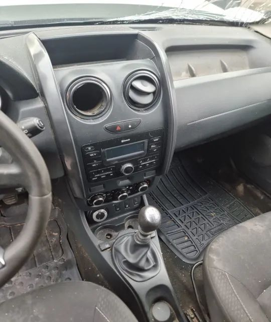 plansa de bord timonerie bara spate armatura haion portbagaj stop tripla stanga dreapta  bare longitudinale  alternator compresor ac electromotor Dacia Duster 1 facelift 2017, motor 1.6 benzina 115cp H4M 730