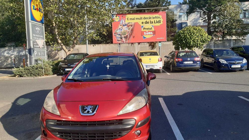 Vand Peugeot 207, an 2007,  benzină, mașină personală