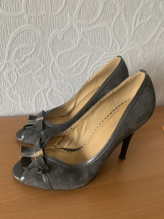 Туфли женские ,39 р,каблук 11 см