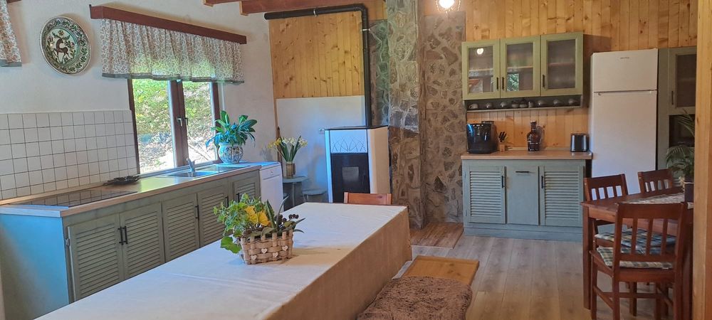 Casa de vacanta(Cabana) IzvoaHarghita Mădāras(CIUBĀR) Revelion ocupat