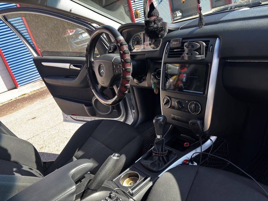 Mercedes B class